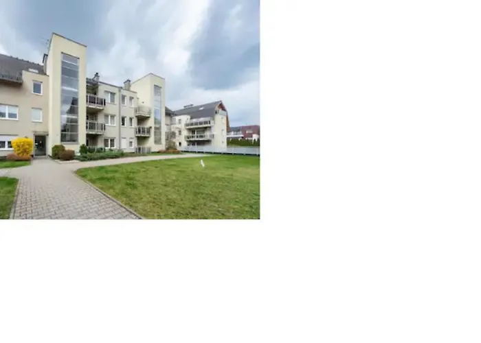 Quiet Enclave Near The Airport * Breslau