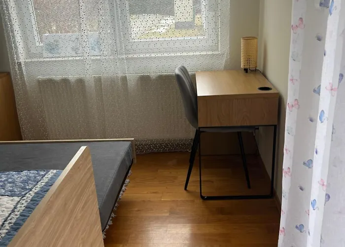 Quiet Enclave Near The Airport * Breslau