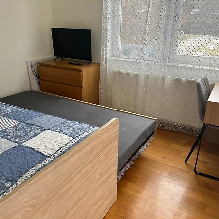 Quiet Enclave Near The Airport Wroclaw